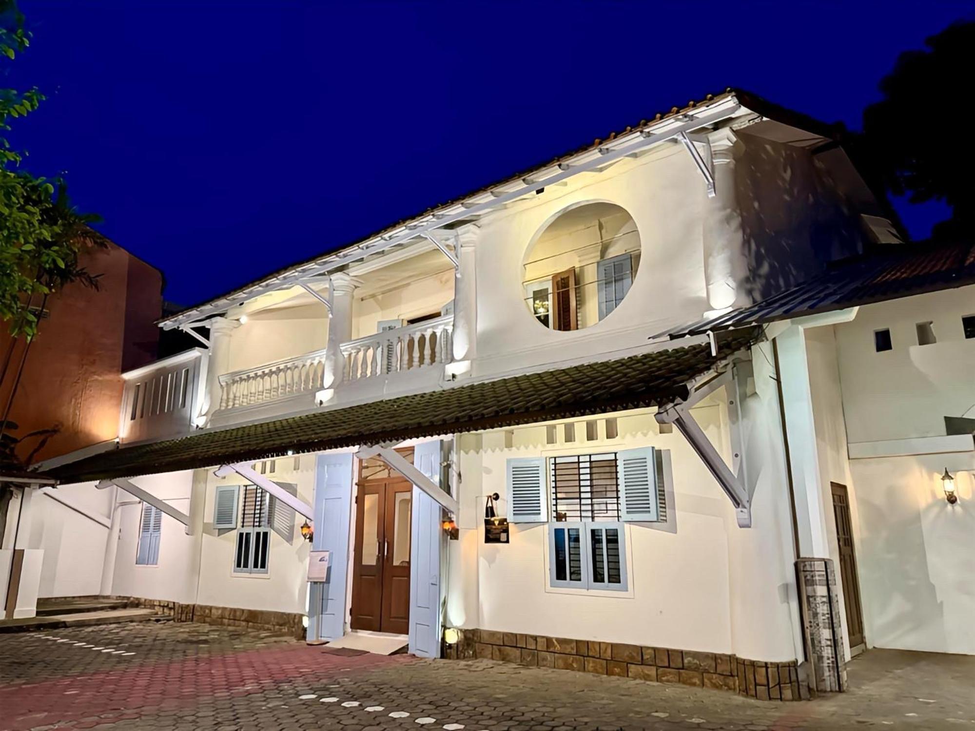 The Raden Patah Heritage Kota Lama Semarang Kültér fotó